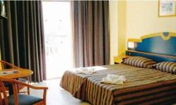 primera hotel bugibba twin room double