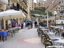 Xlendi promenade