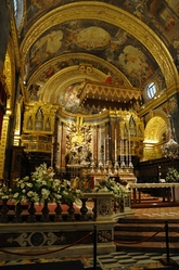 altar and stairs in St. john's cathedral valletta