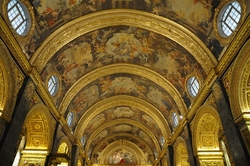 golden ceiling in St. john's cathedral valletta