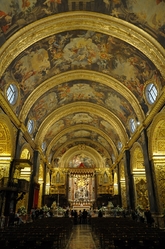 nave of St. john's cathedral valletta