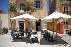 restaurant in malta