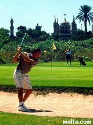 Play golf in malta