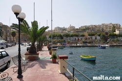 Kalkara's promenade near the church