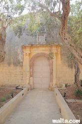 Entrance to a chapel in Lija