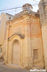 Small chapel in Lija Small chapel in Lija