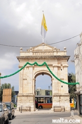 De Rohan Arch in Zebbug