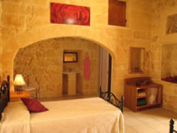 Single bedroom at Ta Cikka Farmhouse