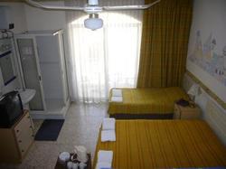 lingo guesthouse bugibba triple room lingo guesthouse bugibba triple room