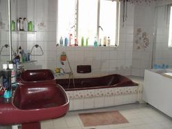 Dunka guesthouse gzira bathroom Dunka guesthouse gzira bathroom