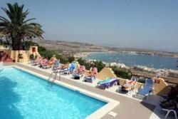 panorama hotel rooftop pool