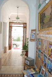 granny's inn sliema hostel hallway