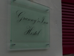 granny's inn sliema hostel