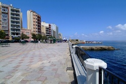 Roma hotel promenade view