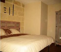 valletta boutiqe double bedroom