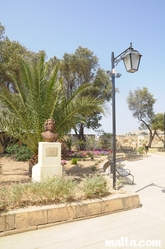 statue in the Gardjola Gardens Senglea