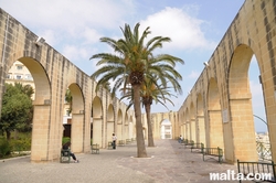 arches in the Lower Barrakka Gardens