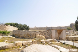 entrance and wall of tarxien temples