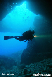 diving in the Blue Hole