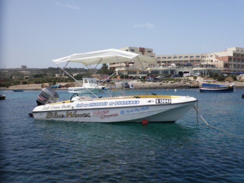Blue Waves Water Sport Boat Rental In North Malta