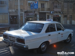Getting around in malta by taxi